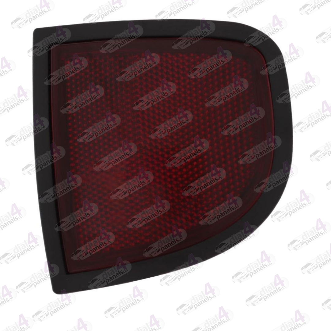 MITSUBISHI L200 2006-2016 REAR REFLECTOR RED RIGHT