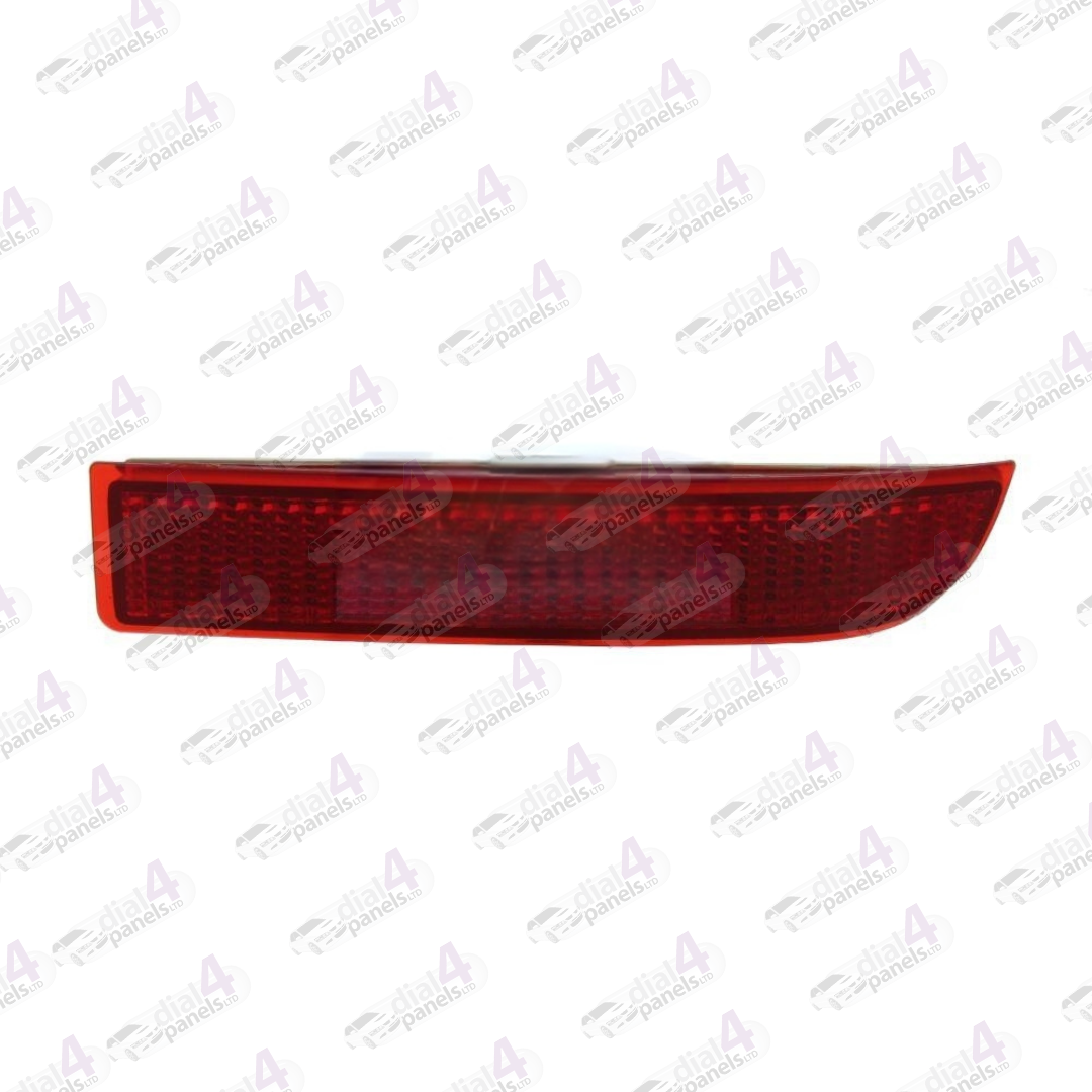 TOYOTA AVENSIS 2009-2015 REAR REFLECTOR ESTATE & SALOON MODEL RIGHT