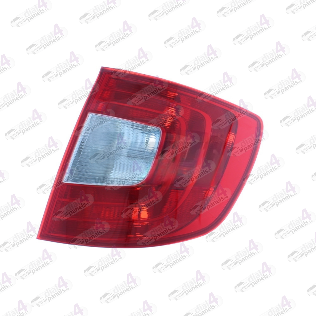 SKODA SUPERB 2010-2013 REAR LAMP NON-LED RIGHT