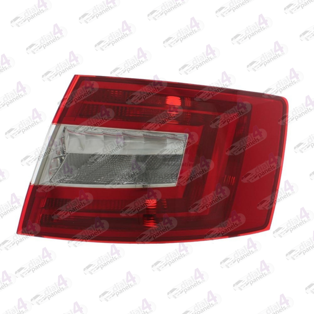 SKODA OCTAVIA 2013-2019 REAR LAMP HATCHBACK NON-LED RIGHT 5E5945112