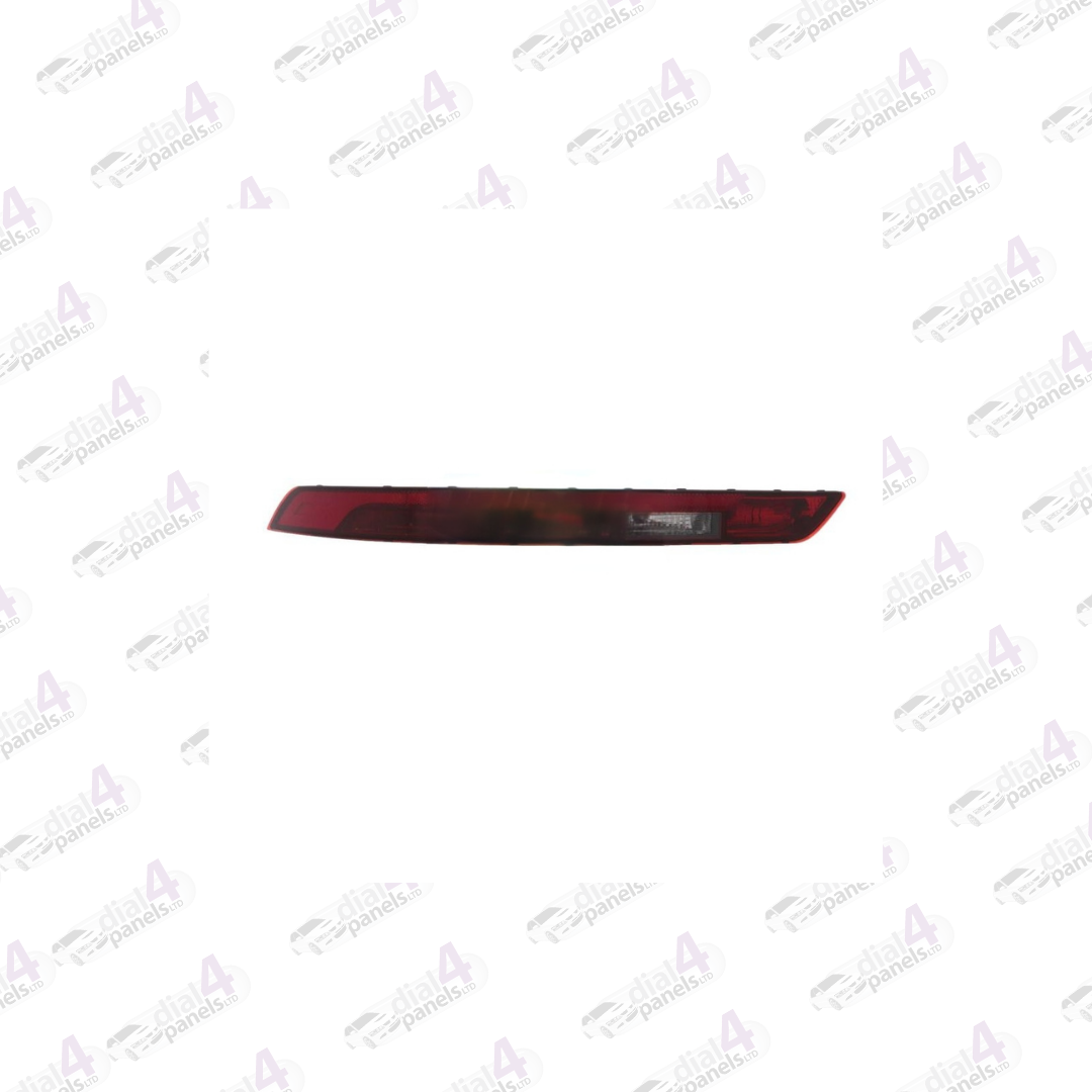 AUDI Q5 2022> REAR FOG INDICATOR AND REVERSE LAMP LEFT